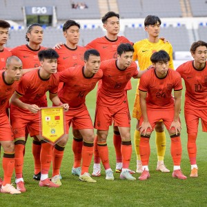 东体：低位防守成国足重要选项，需搭建稳定输出直塞的中场组合